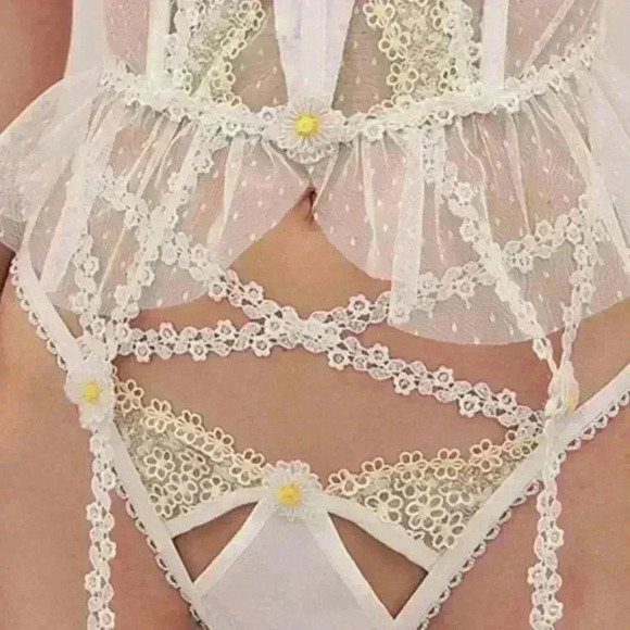 New with tags For Love and Lemons daisy yellow white thong xs - Picture 4 of 7